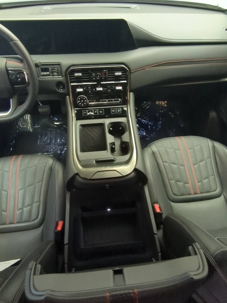 Certified 2025 Nissan Armada PRO-4X AWD/4WD image 25