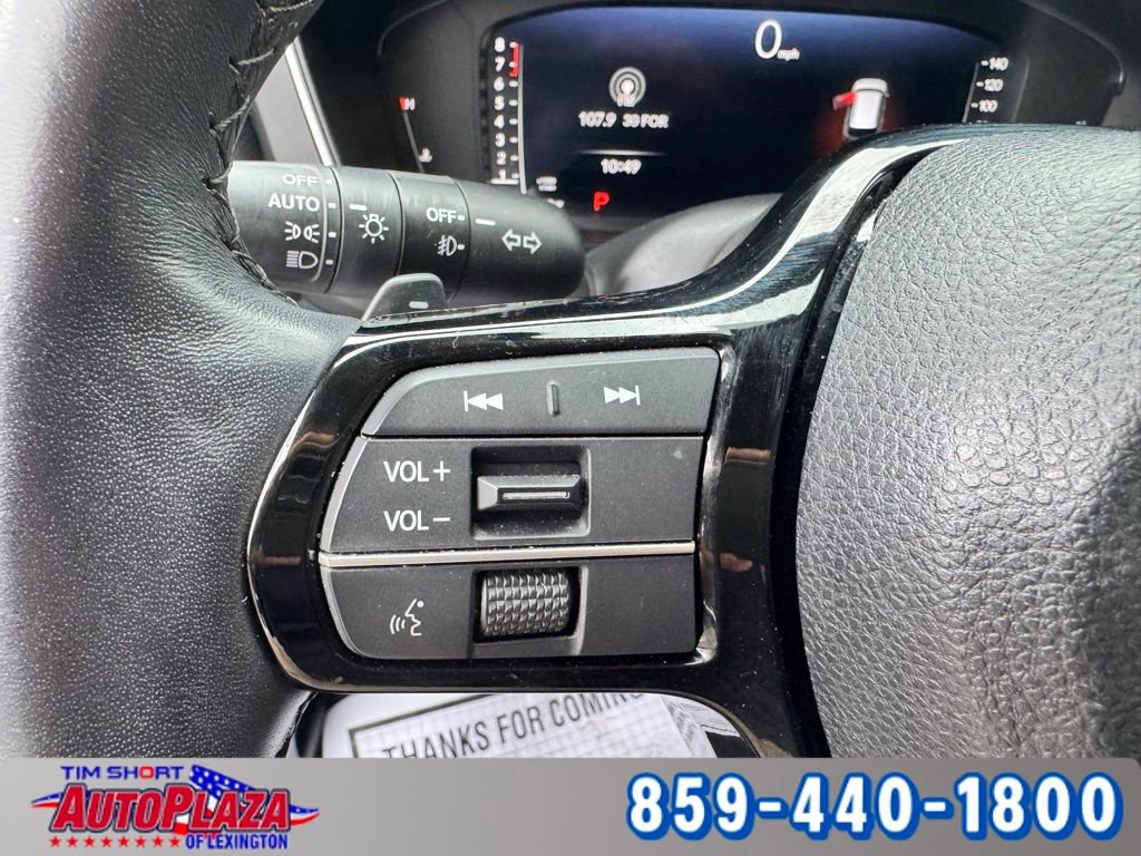 Used 2025 Honda Pilot Elite image 15