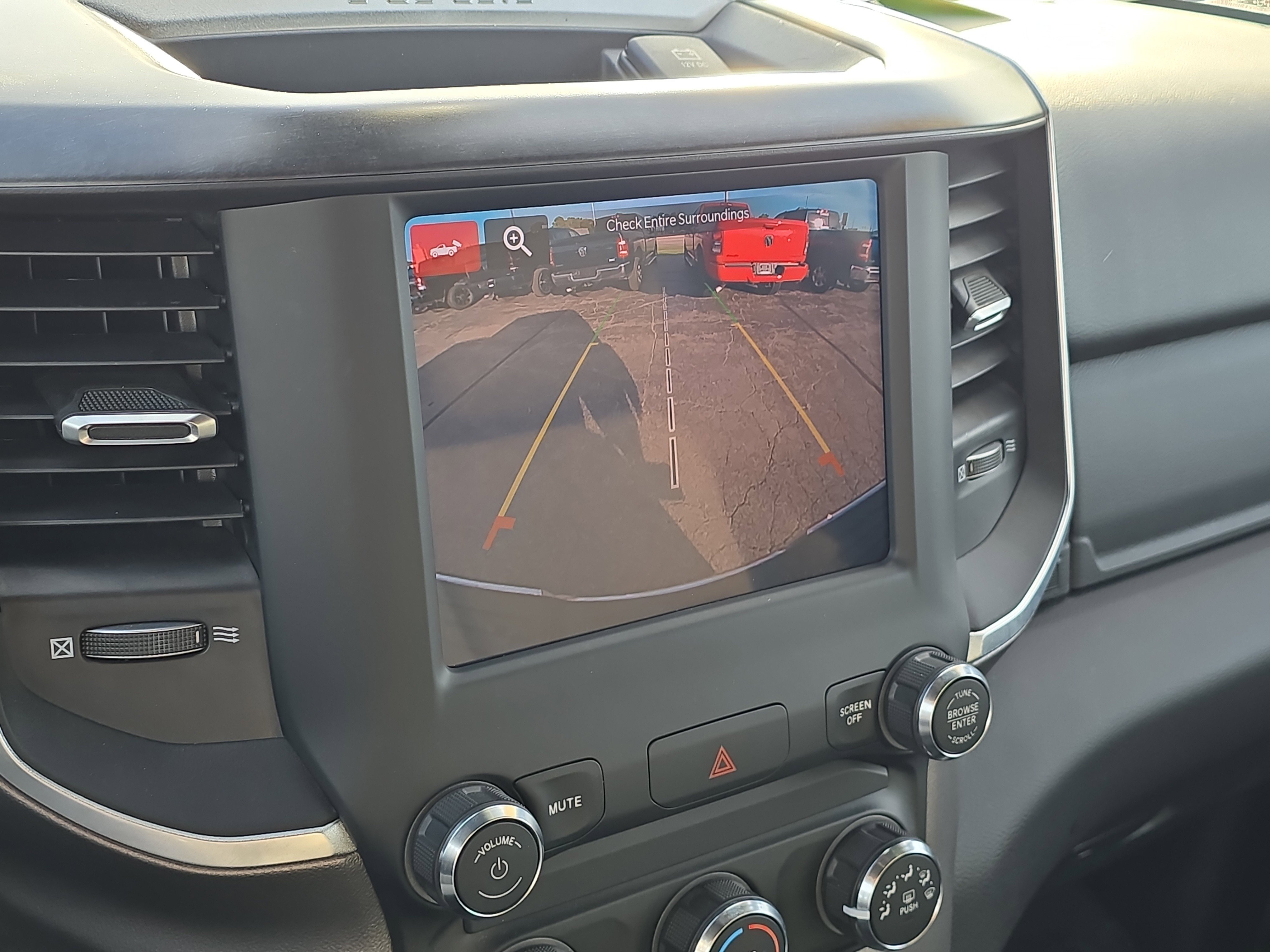 Used 2024 RAM 2500 Big Horn w/ Bed Utility Group image 19