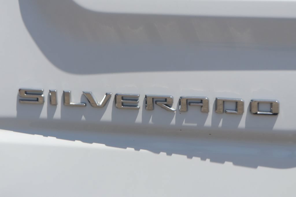Used 2024 Chevrolet Silverado 1500 Custom Trail Boss w/ Turbomax Blackout Package AWD/4WD image 51