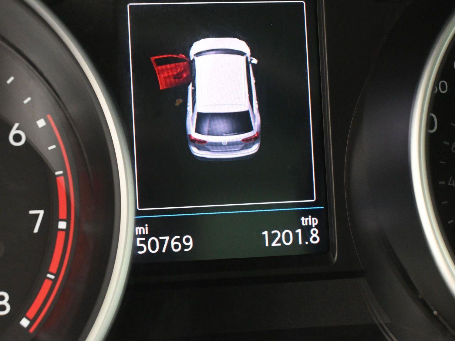 New 2026 Volkswagen Jetta GLI Autobahn FWD image 3