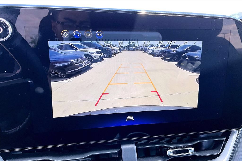 Used 2025 Chevrolet Equinox LT AWD/4WD image 28