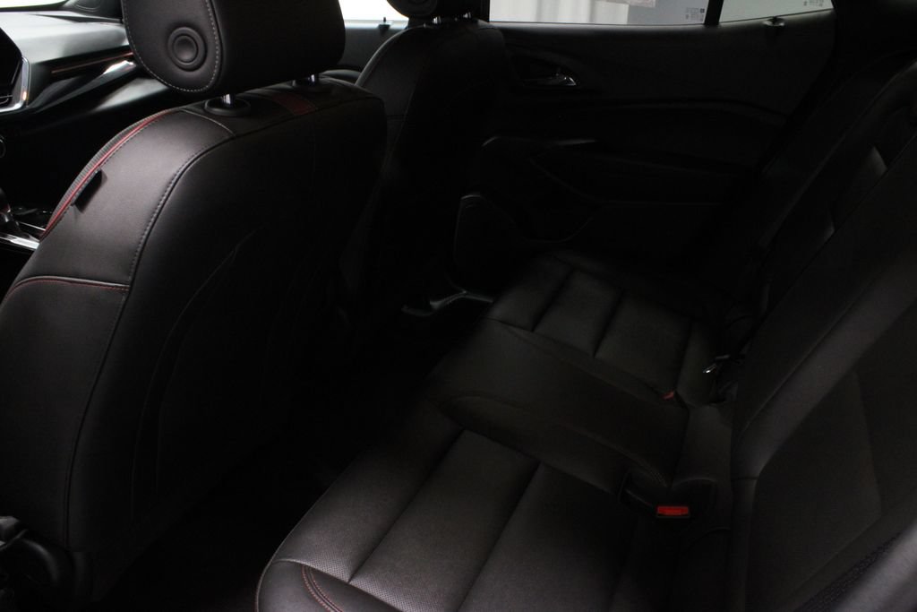 Used 2025 Chevrolet Trax RS w/ Driver Confidence Package FWD image 20