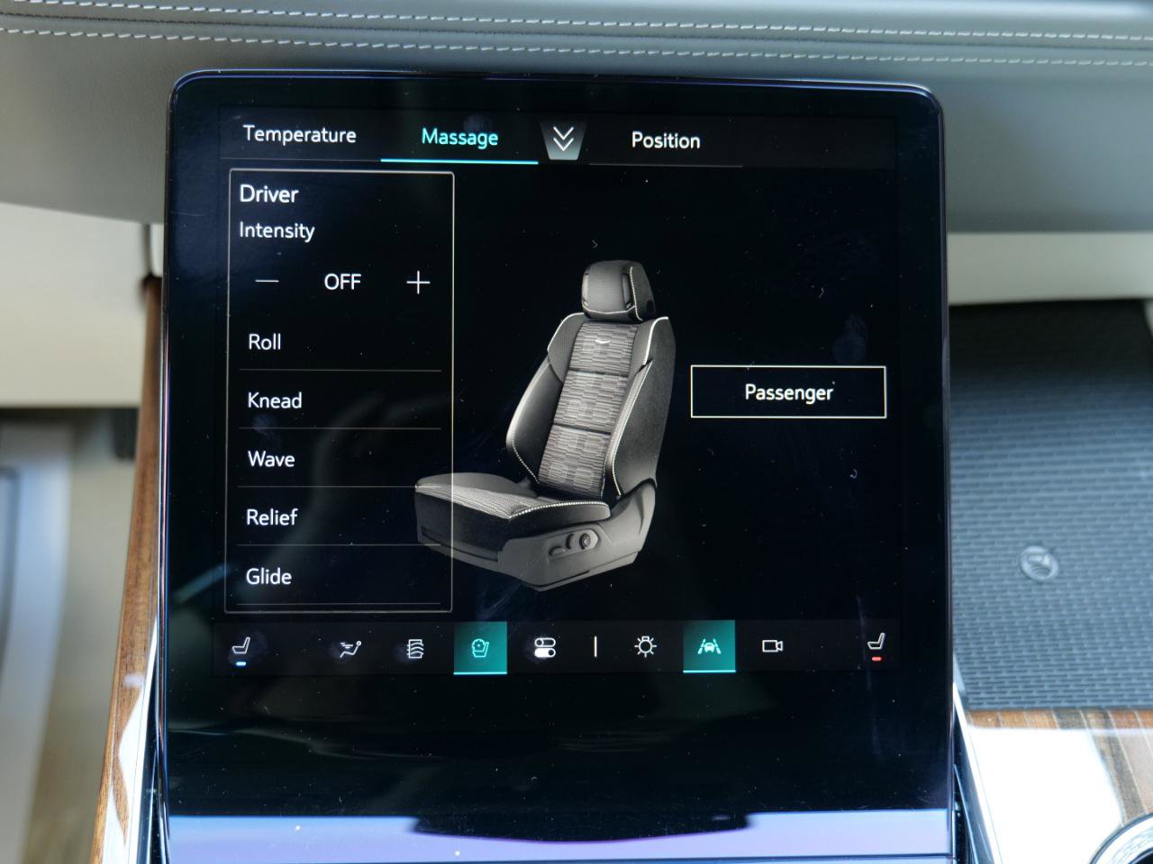 Used 2025 Cadillac Escalade Sport Platinum w/ LPO, Floor Liner Package image 30