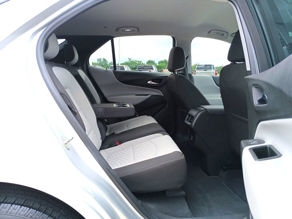 Used 2019 Chevrolet Equinox LS w/ LS Convenience Package FWD image 28