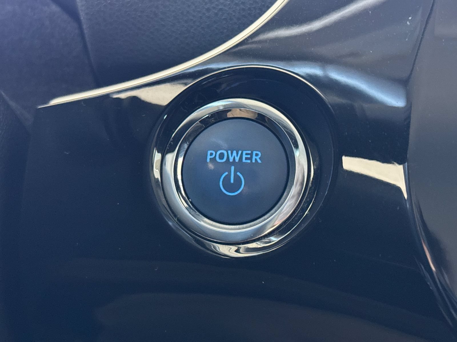Used 2017 Toyota Prius Prime Plus FWD image 25