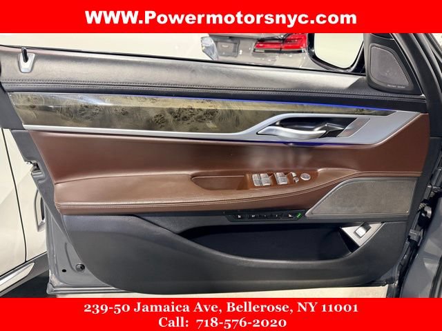 Used 2021 BMW 750i xDrive w/ Executive Package AWD/4WD image 42