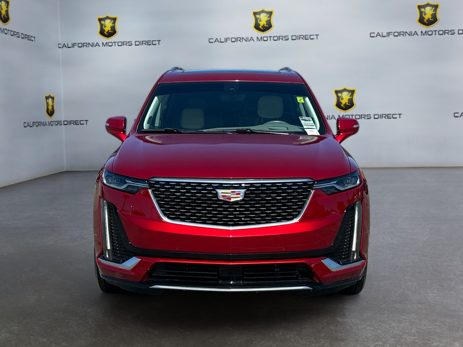Used 2025 Cadillac XT6 Premium Luxury w/ Technology Package FWD image 8