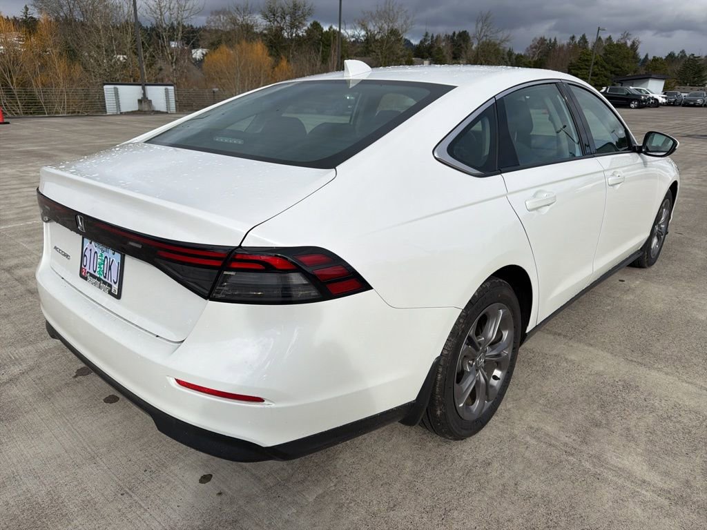 Used 2024 Honda Accord EX image 4