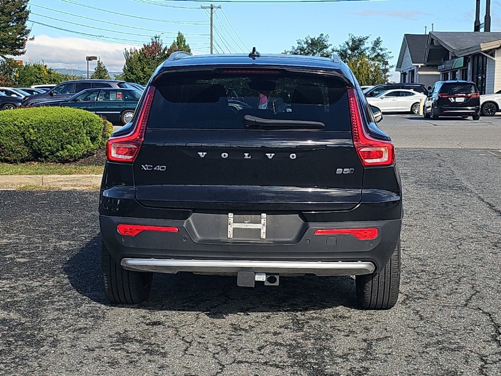 Used 2023 Volvo XC40 B5 Ultimate w/ Protection Package Premier AWD/4WD image 14