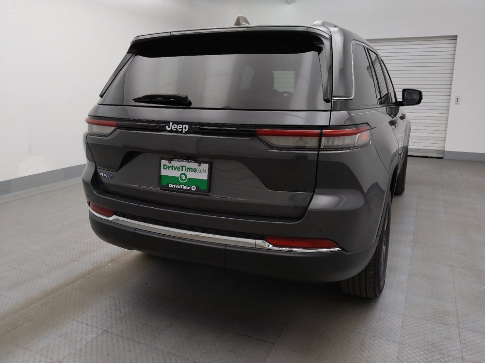 Used 2022 Jeep Grand Cherokee Limited 4xe image 7
