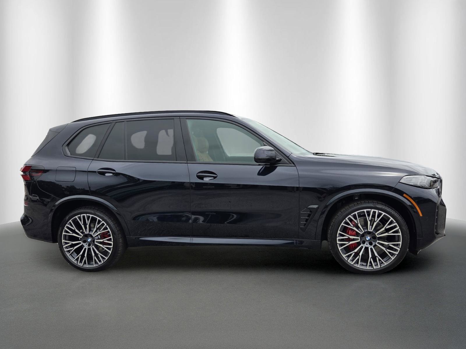 New 2026 BMW X5 xDrive40i w/ M Sport Package AWD/4WD image 8