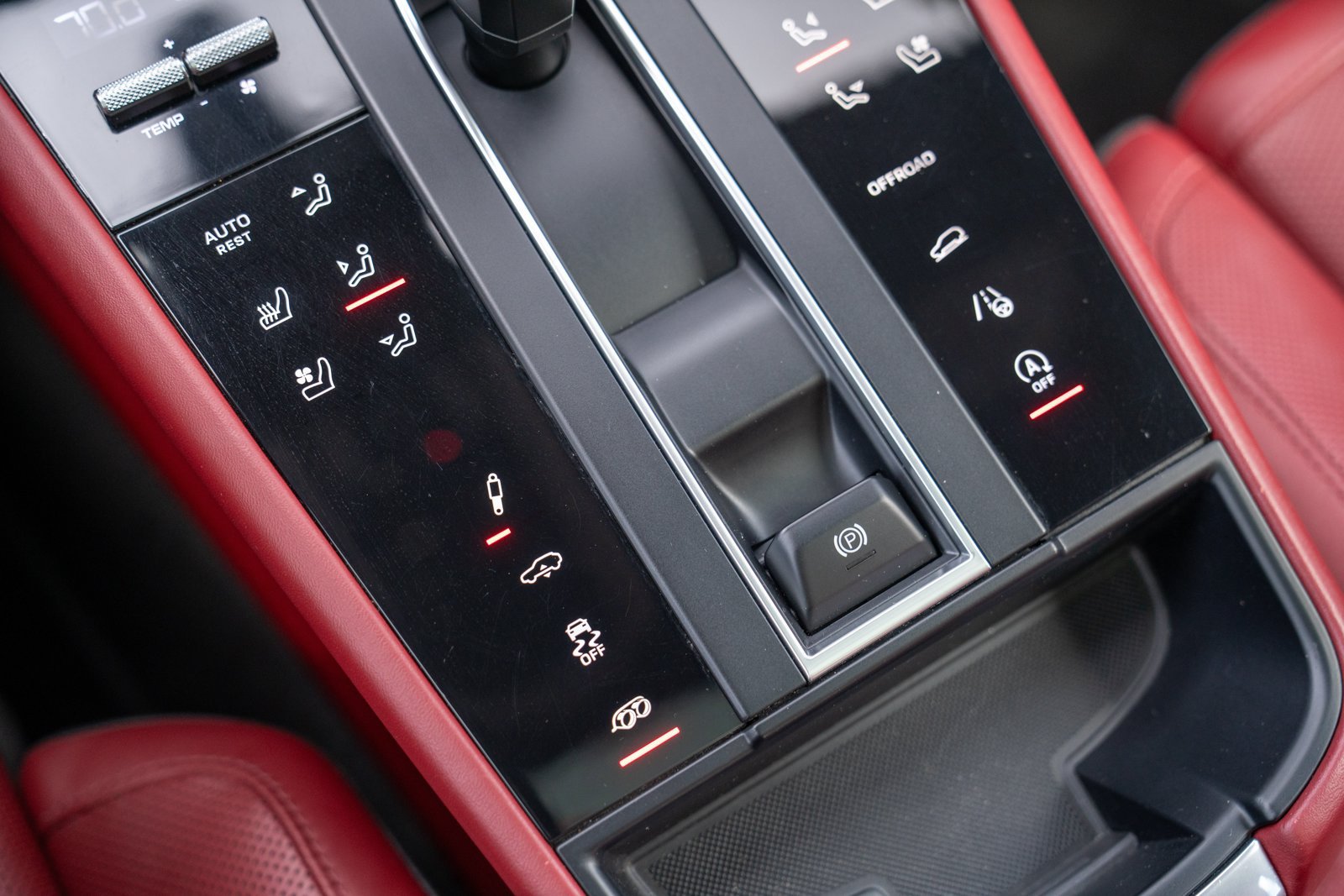 Used 2022 Porsche Macan GTS AWD/4WD image 20