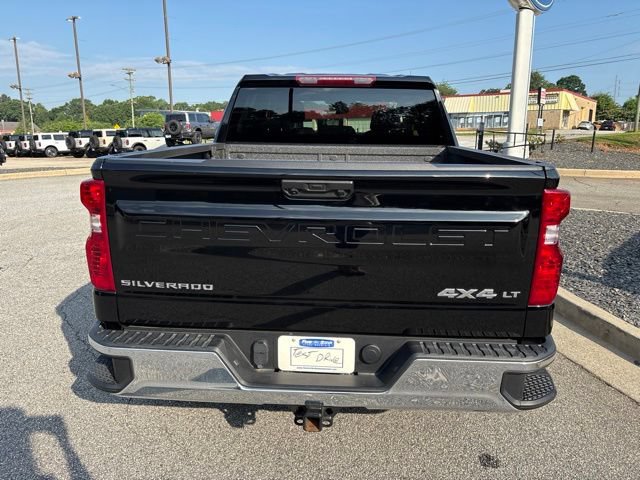 Used 2024 Chevrolet Silverado 1500 LT AWD/4WD image 7