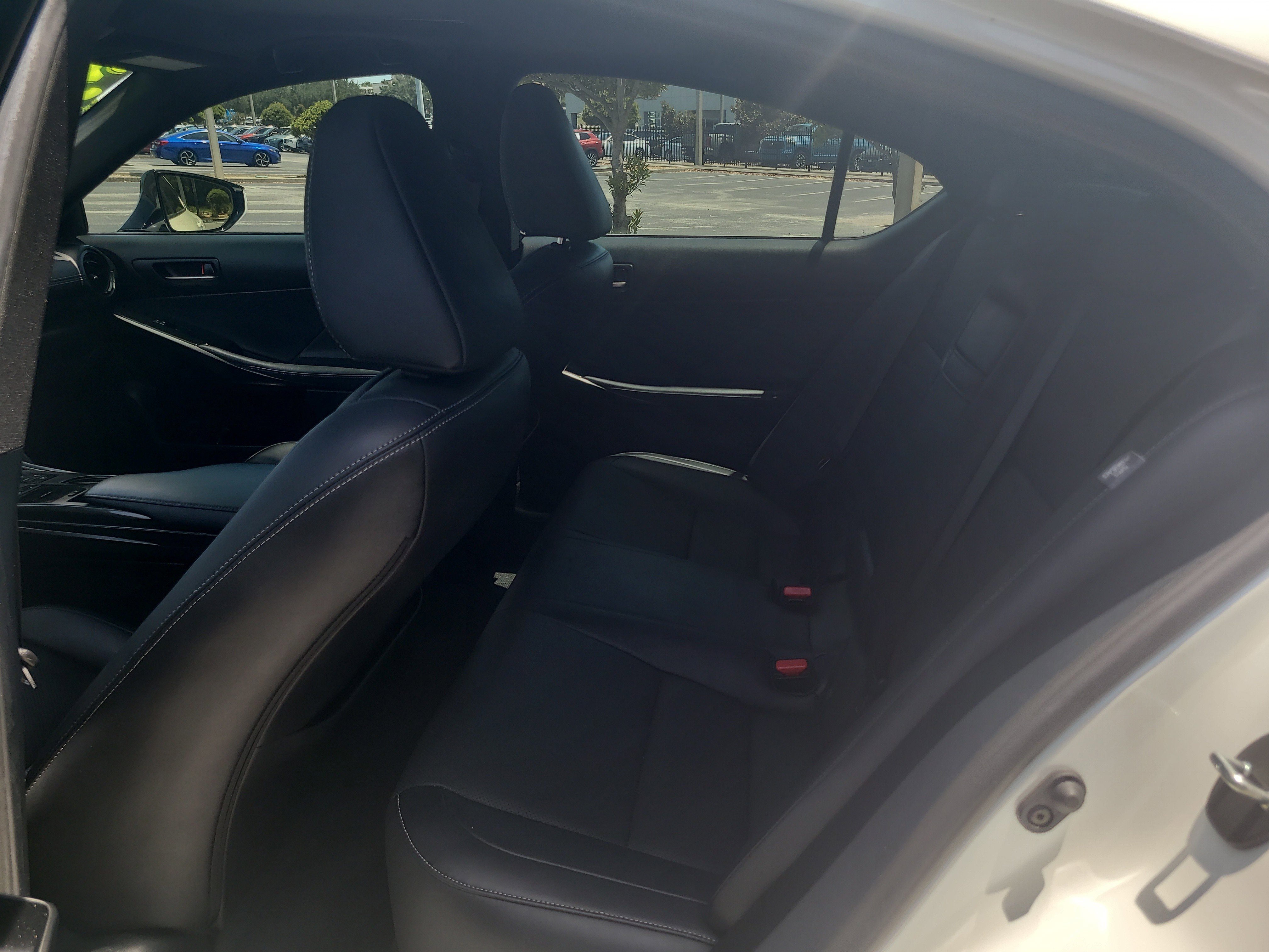 Used 2023 Lexus IS 300 w/ Comfort Package RWD image 13