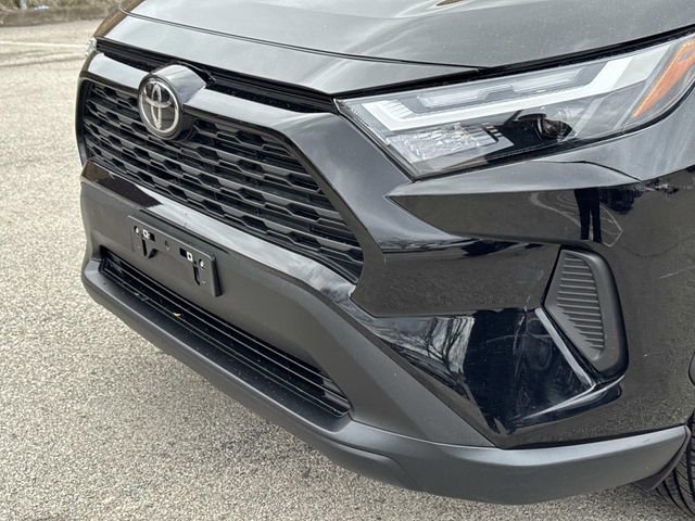 Used 2024 Toyota RAV4 LE image 10