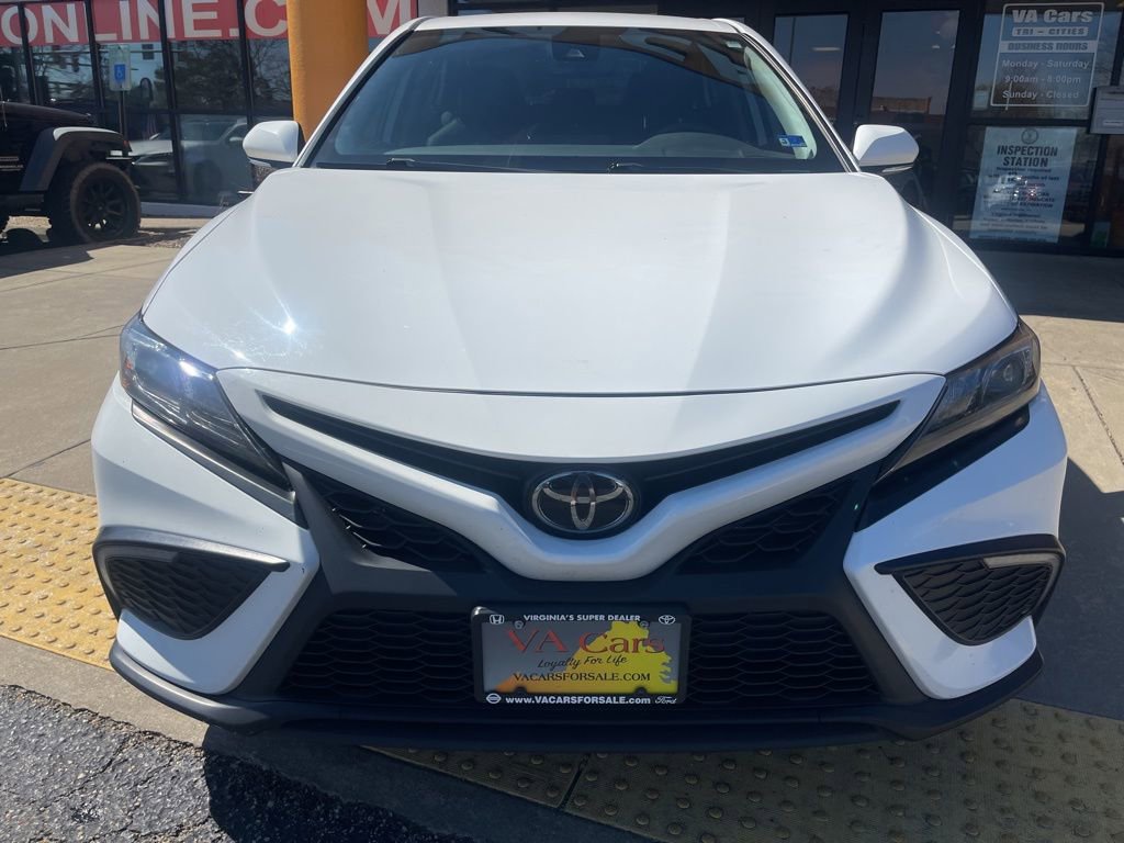 Used 2023 Toyota Camry SE FWD image 10