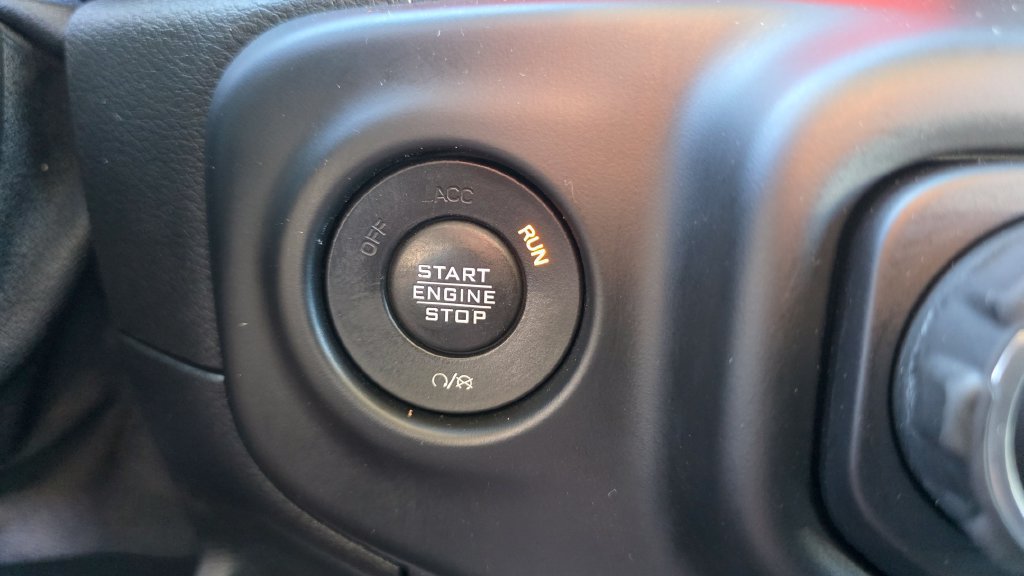 Used 2020 Jeep Gladiator Rubicon AWD/4WD image 34