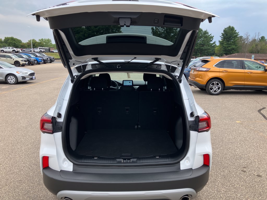 Used 2023 Ford Escape Active AWD/4WD image 16