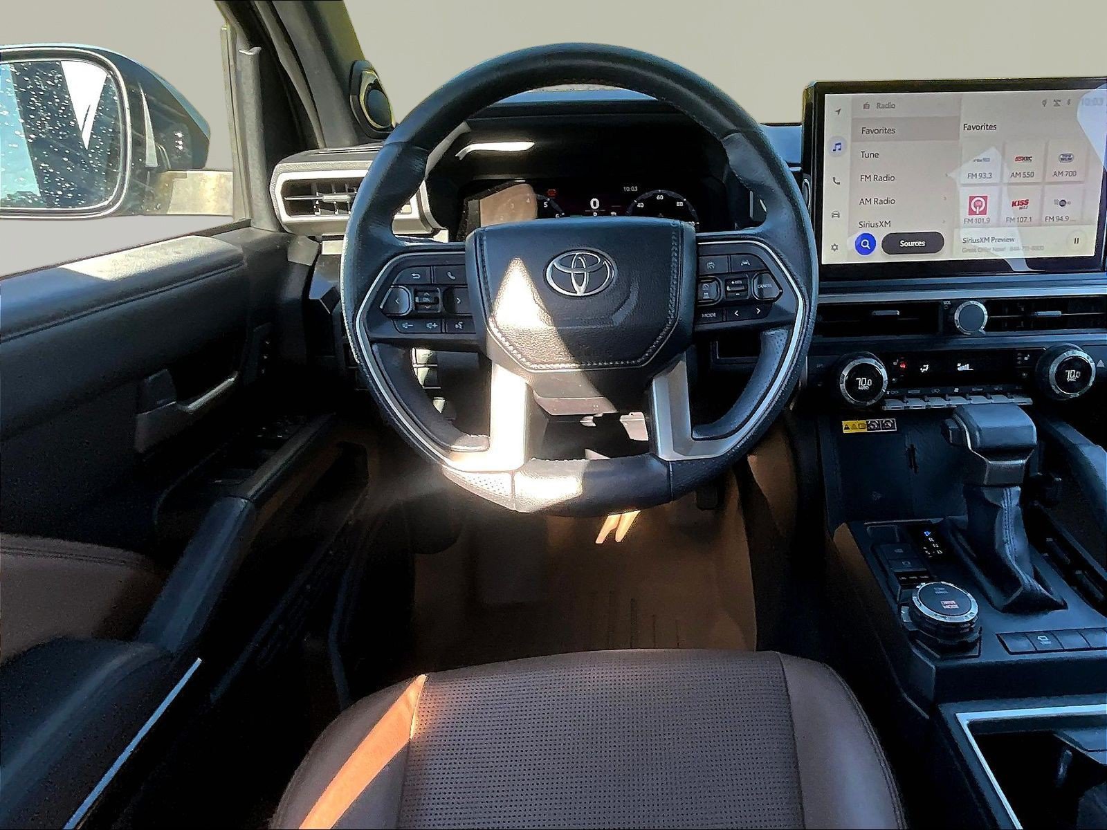 Used 2025 Toyota 4Runner Limited AWD/4WD image 8