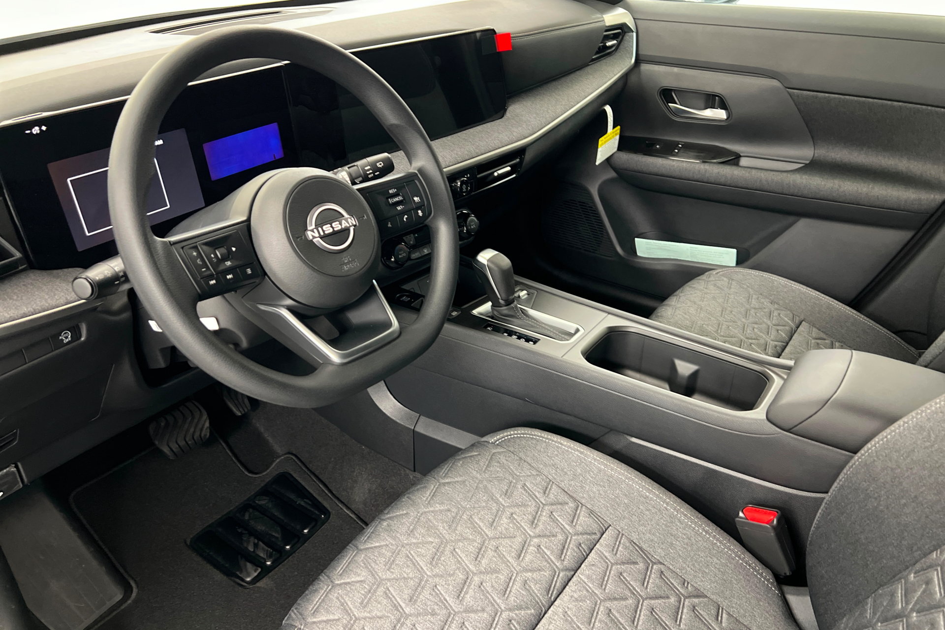 New 2026 Nissan Kicks SV w/ SV Premium Package FWD image 15