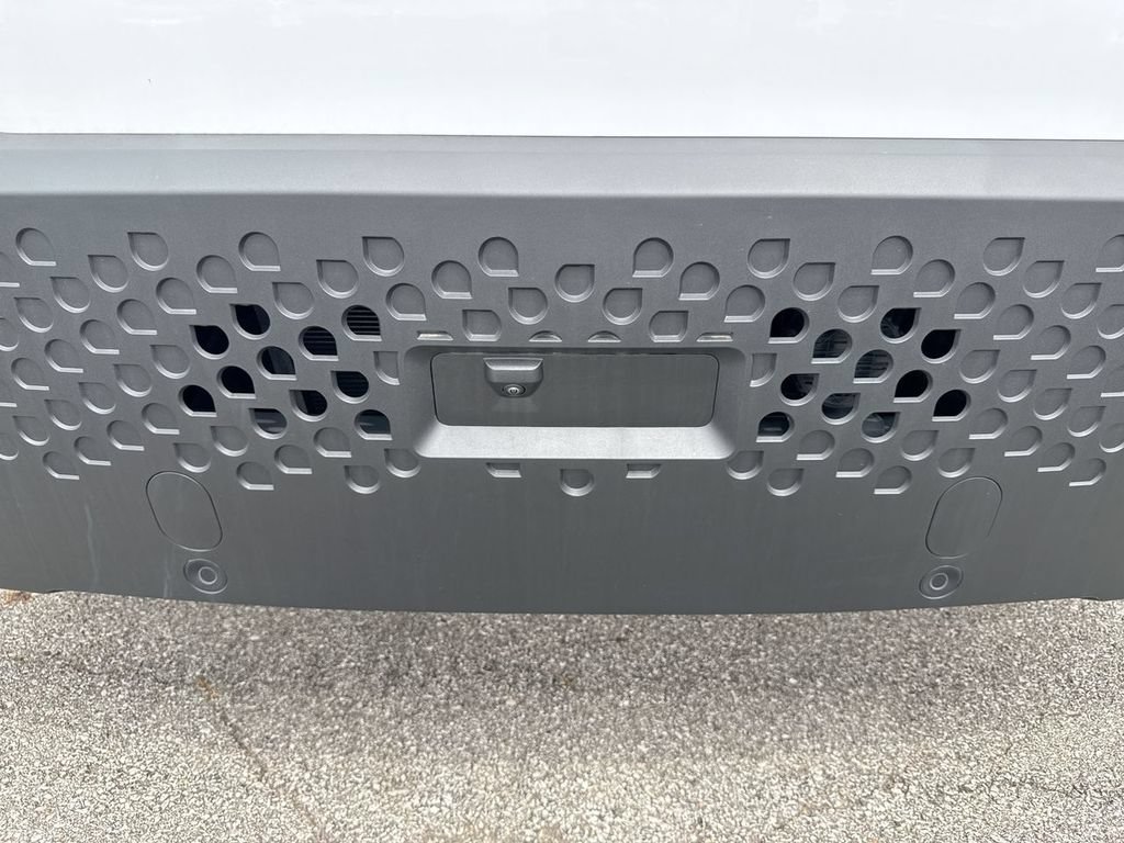 Used 2024 Chevrolet Brightdrop 600 w/ Battery Pack, Max Range AWD/4WD image 10