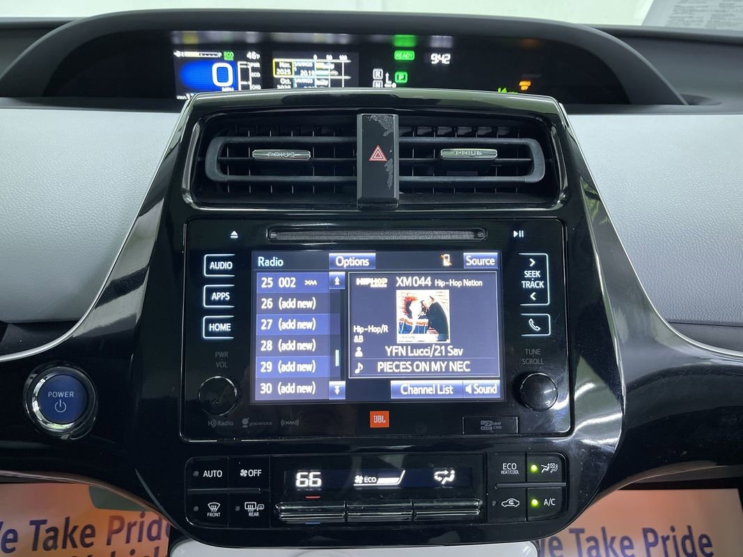 Used 2017 Toyota Prius Four image 21