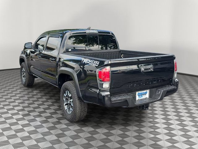 Used 2020 Toyota Tacoma TRD Off-Road w/ Technology Package AWD/4WD image 4