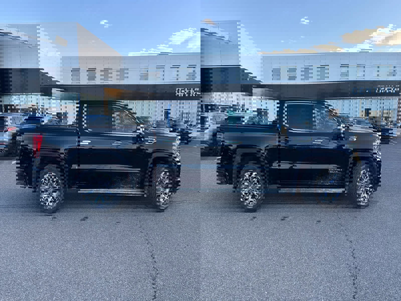 New 2026 GMC Sierra 1500 Denali w/ Denali Reserve Package image 8