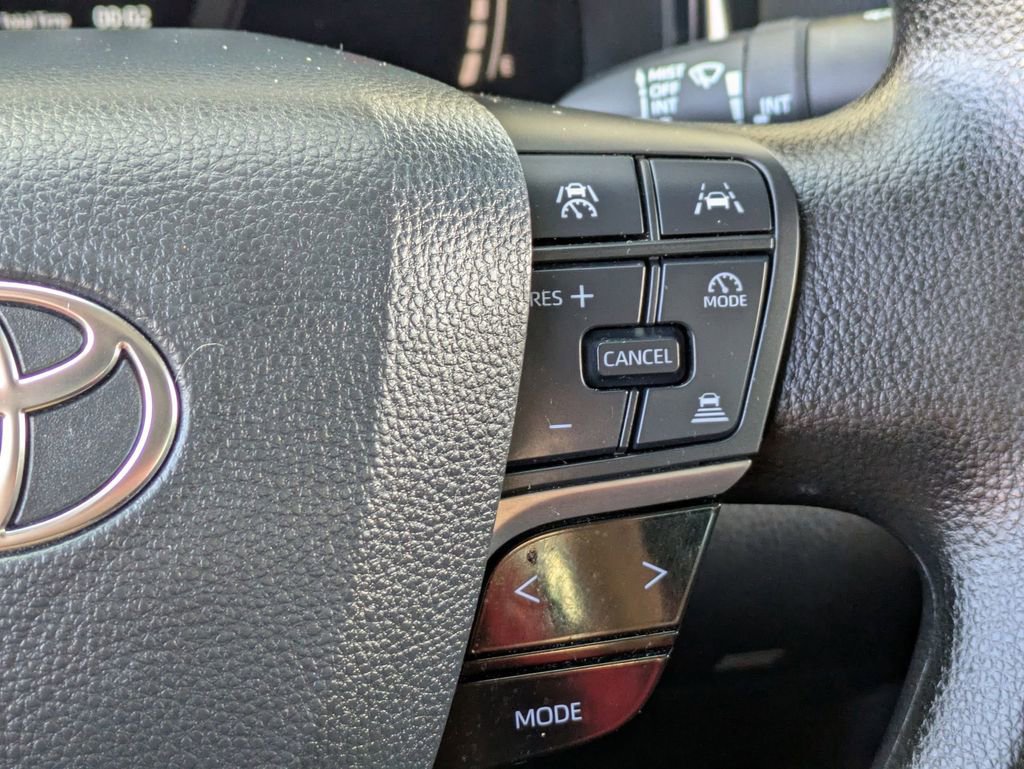 Used 2025 Toyota Camry LE FWD image 21