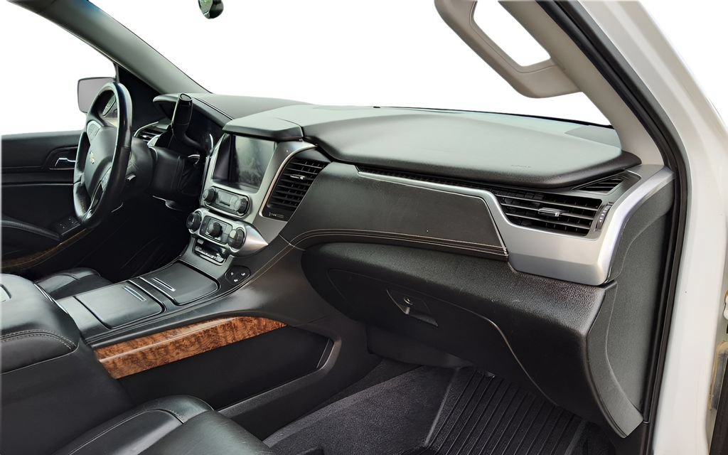 Used 2017 Chevrolet Tahoe Premier AWD/4WD image 46
