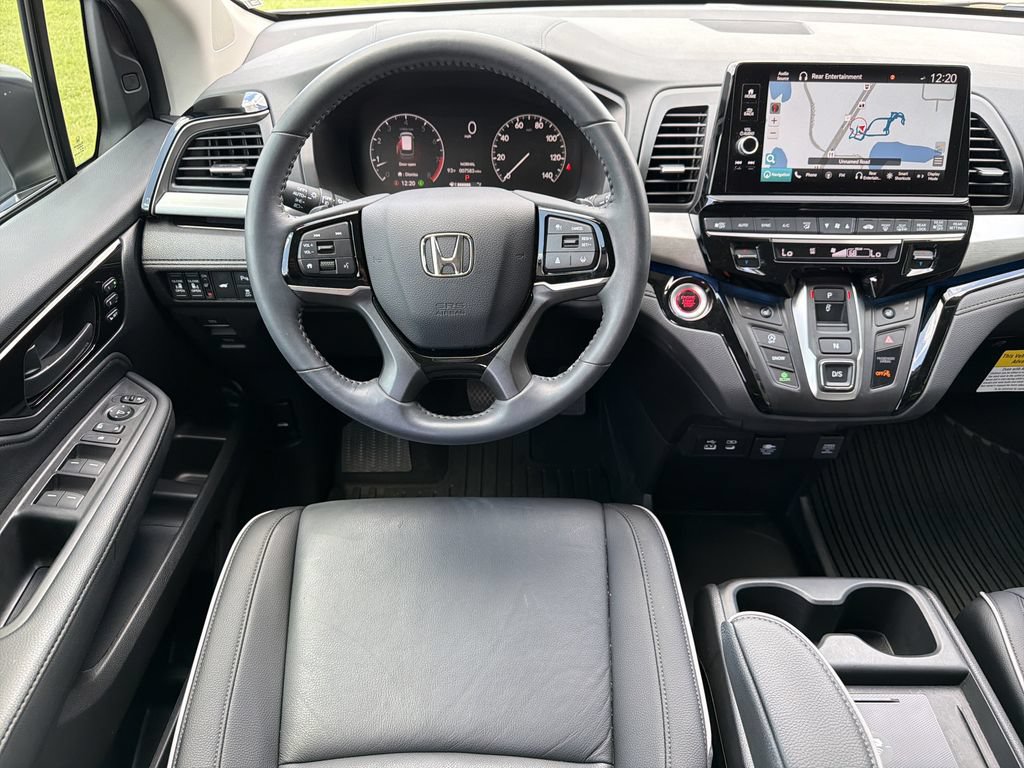 Used 2025 Honda Odyssey Touring image 17