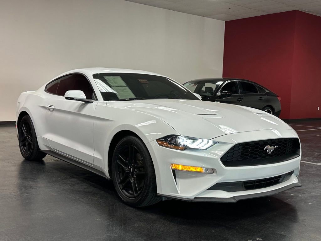 Used 2020 Ford Mustang Premium image 9