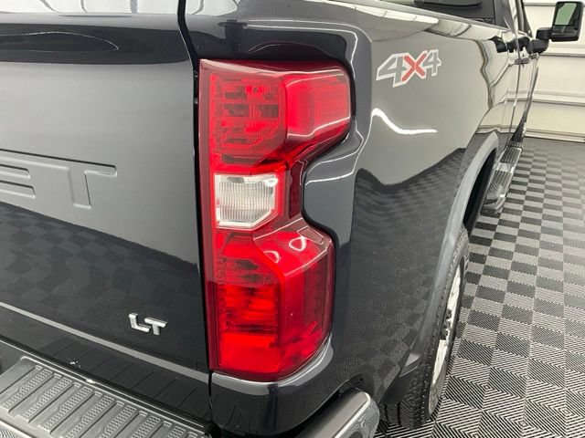 Used 2024 Chevrolet Silverado 2500 LT AWD/4WD image 23