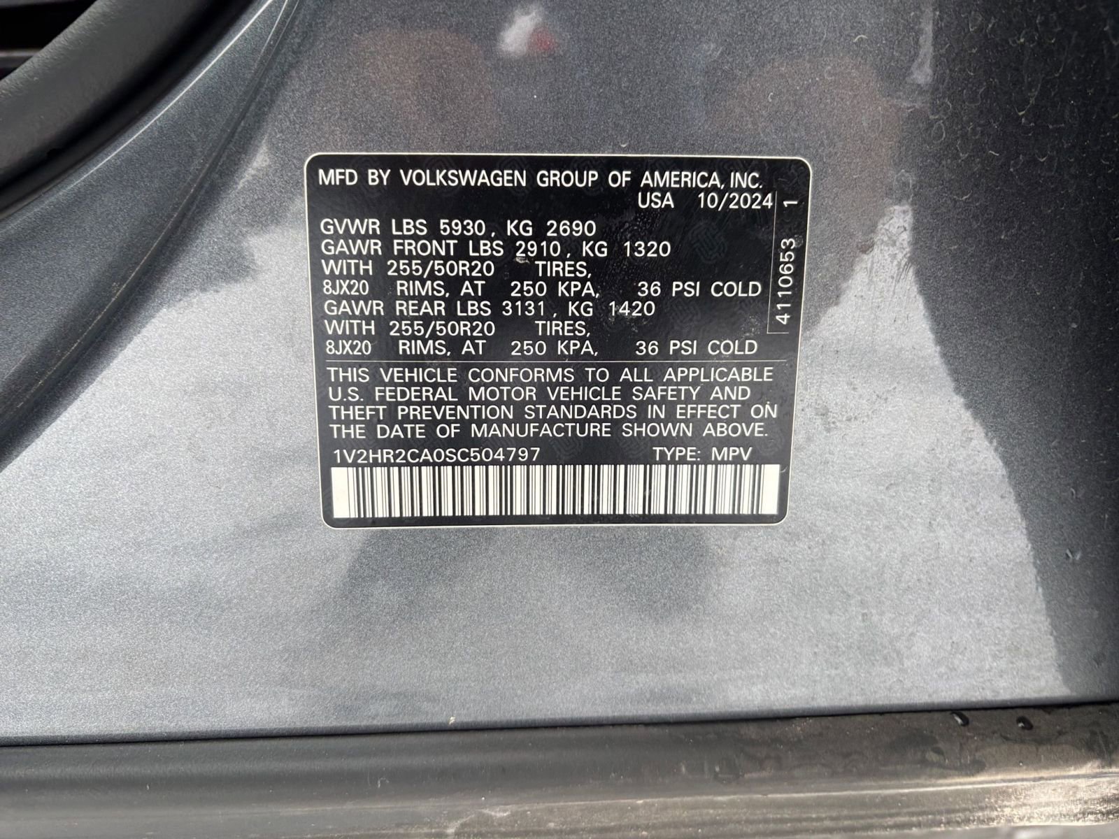 Used 2025 Volkswagen Atlas SE image 30