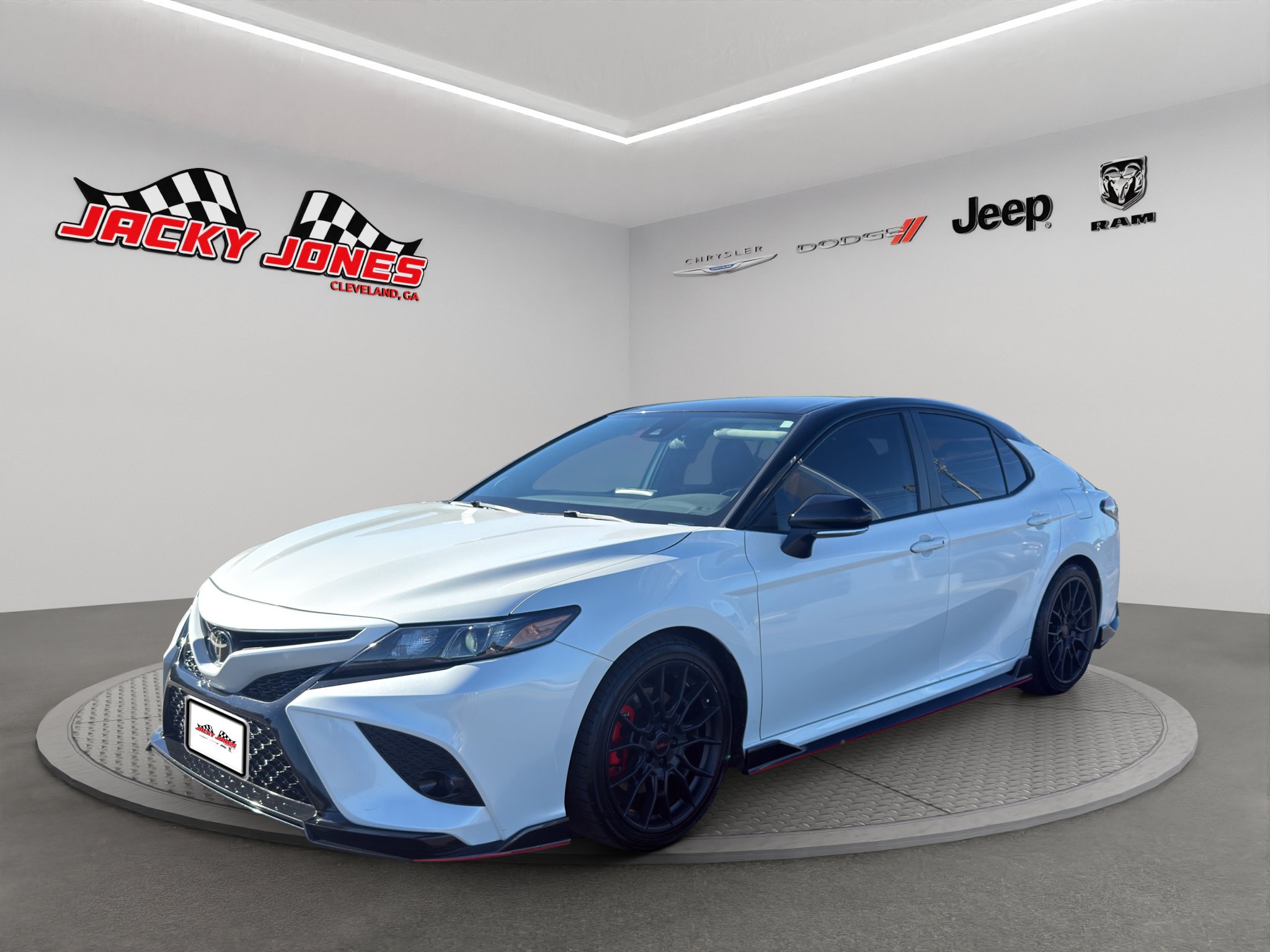 Used 2023 Toyota Camry TRD w/ TRD Package w/JBL Audio FWD image 2