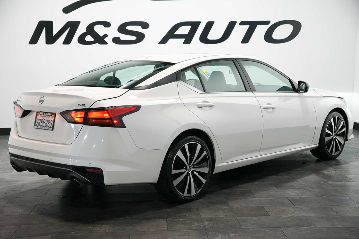 Used 2022 Nissan Altima 2.5 SR FWD image 4