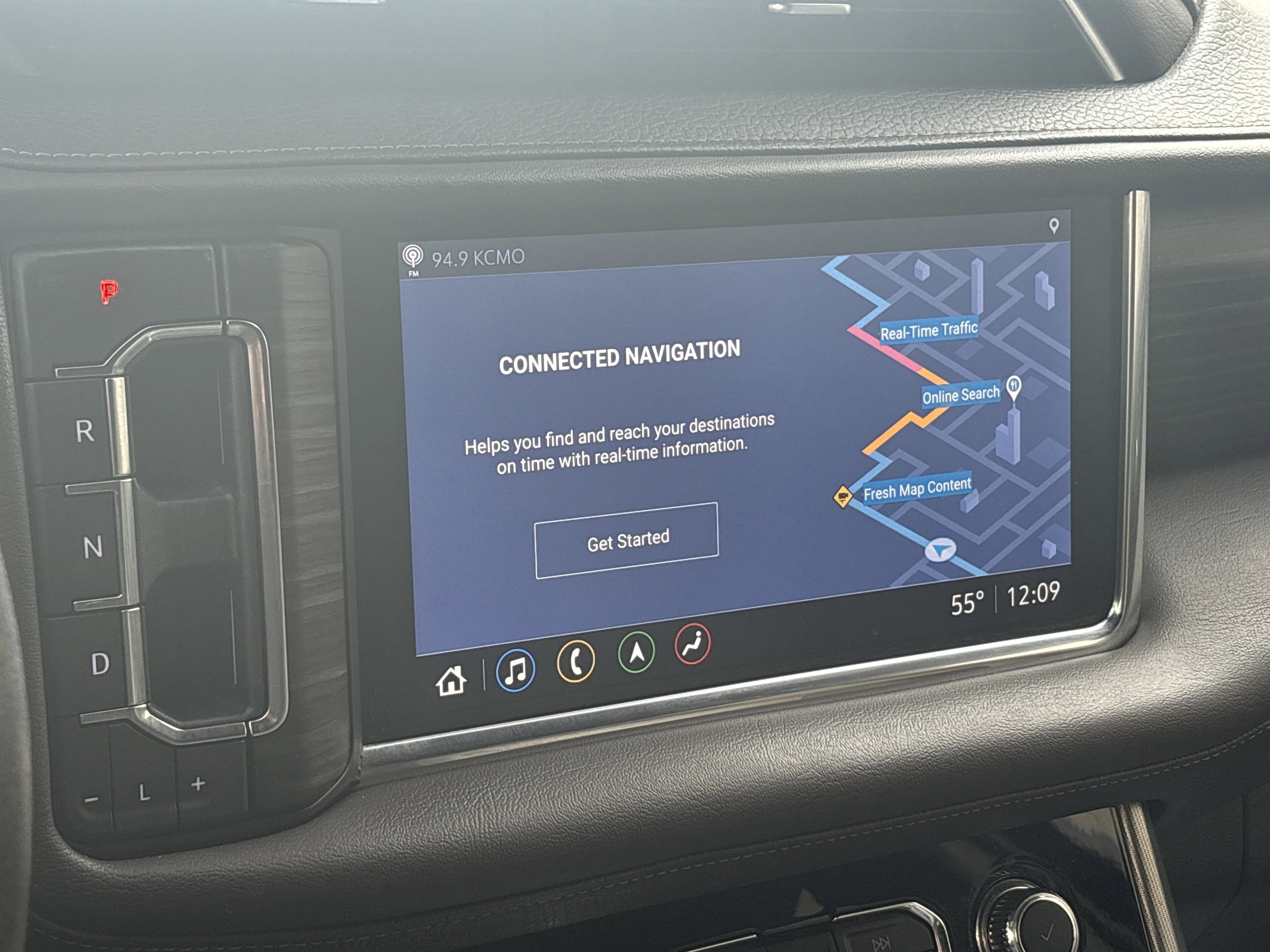 Used 2021 GMC Yukon Denali w/ Denali Premium Package image 24