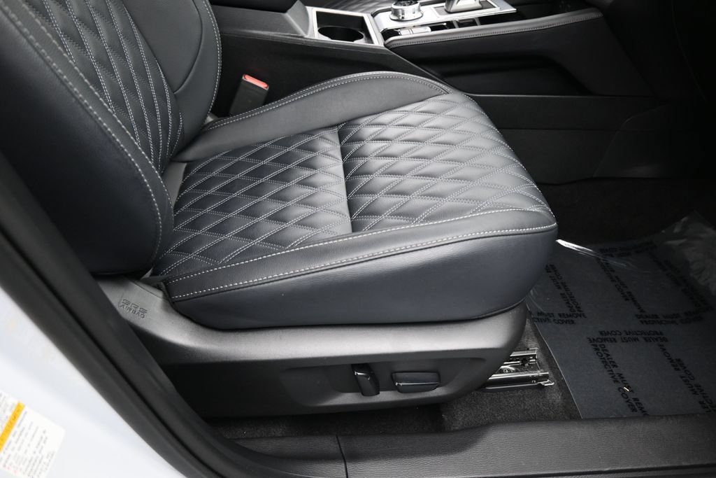 Used 2024 Mitsubishi Outlander SEL FWD image 44