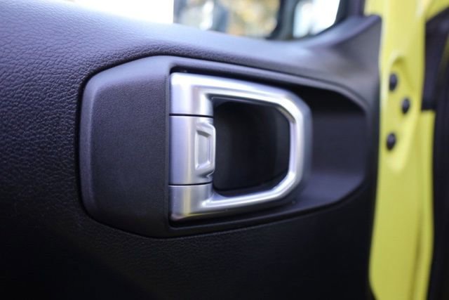 Used 2022 Jeep Wrangler Unlimited Sport image 17