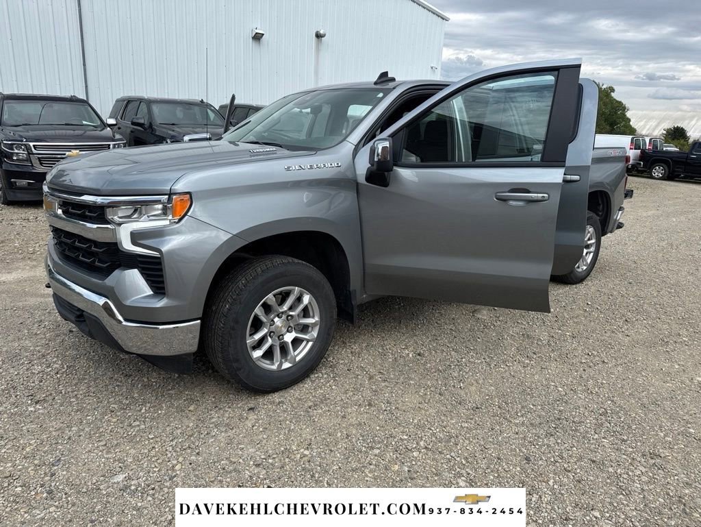 Used 2026 Chevrolet Silverado 1500 LT AWD/4WD image 18