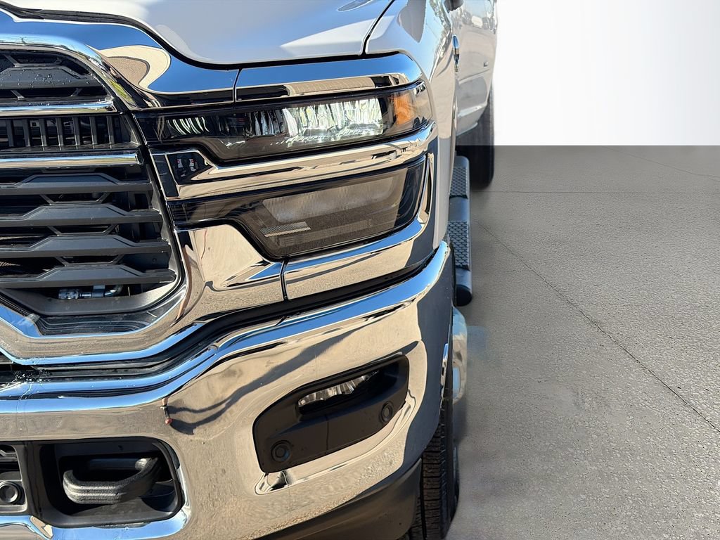 New 2026 RAM 3500 Tradesman AWD/4WD image 10