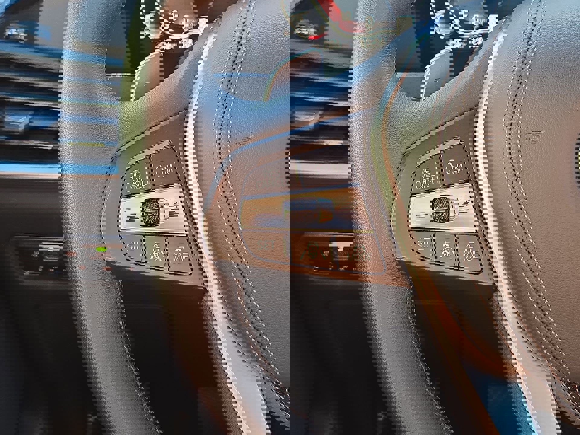 Used 2023 BMW X5 xDrive40i image 21