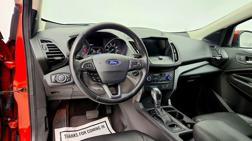 Used 2019 Ford Escape SEL FWD image 11