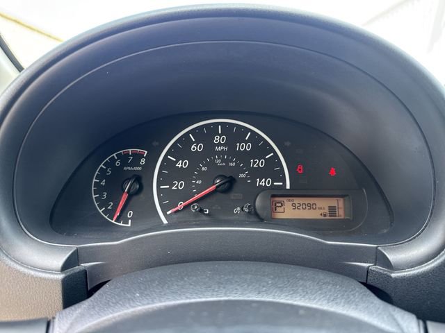 Used 2015 Nissan Versa S FWD image 17