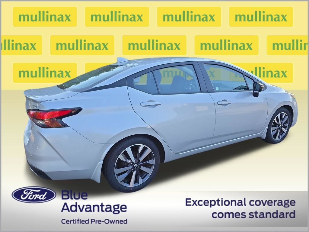 Used 2020 Nissan Versa SR w/ Trunk Package FWD image 3