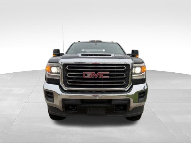 Used 2018 GMC Sierra 2500 4x4 Crew Cab w/ Sierra Convenience Package image 2