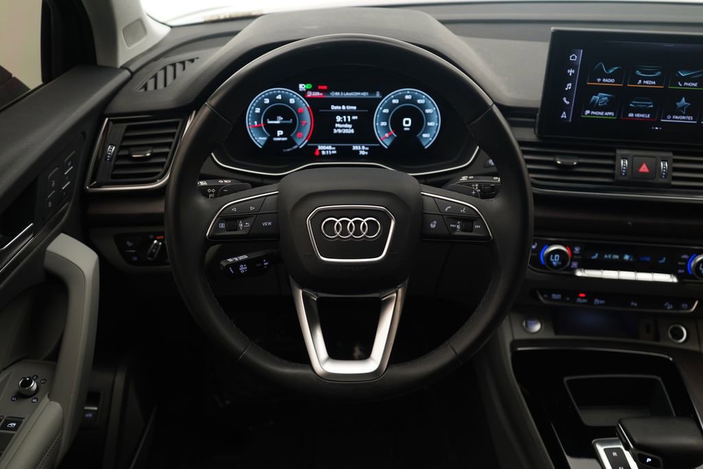 Used 2023 Audi Q5 2.0T Premium Plus w/ Premium Plus Package image 9