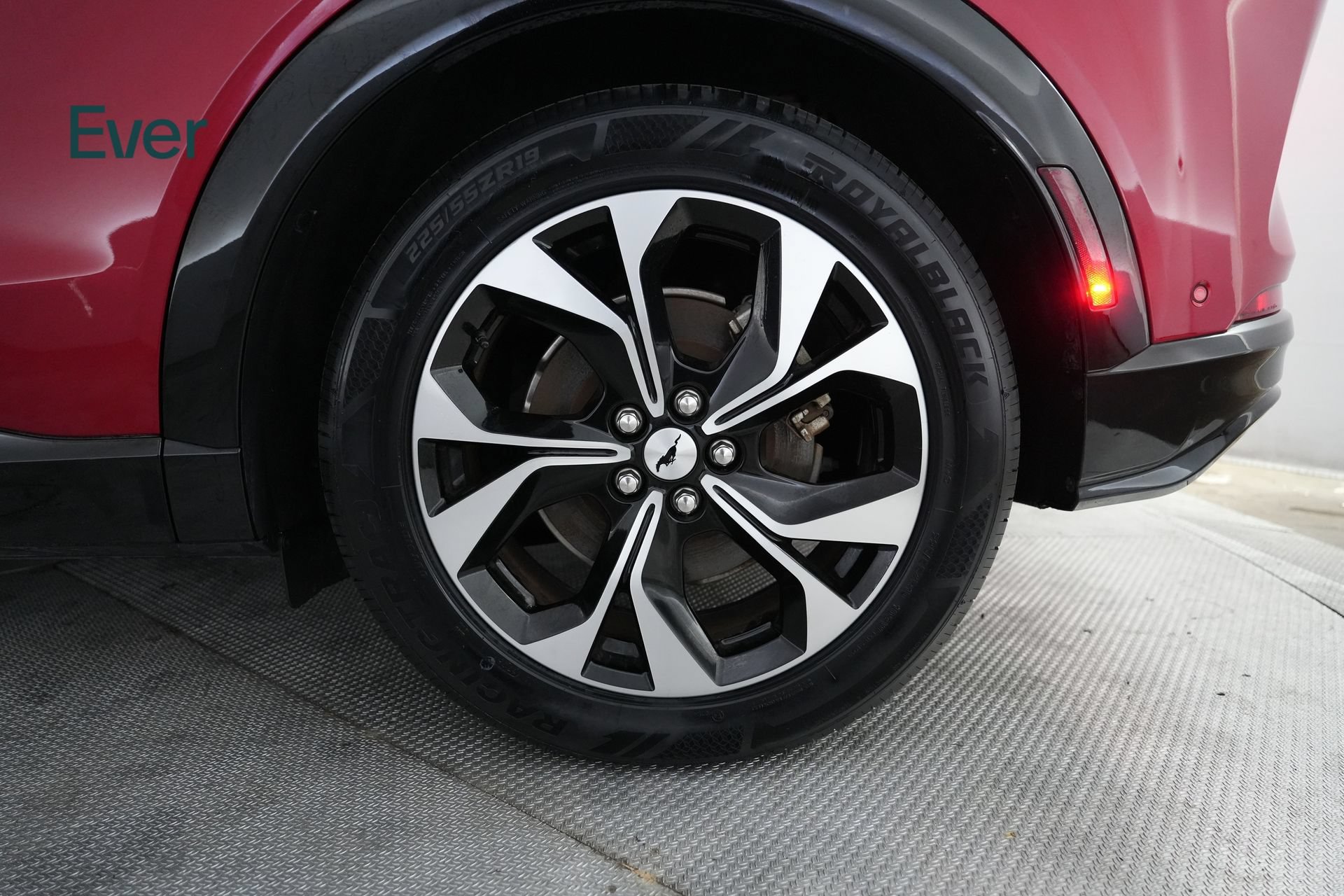 Used 2022 Ford Mustang Mach-E Premium AWD/4WD image 9