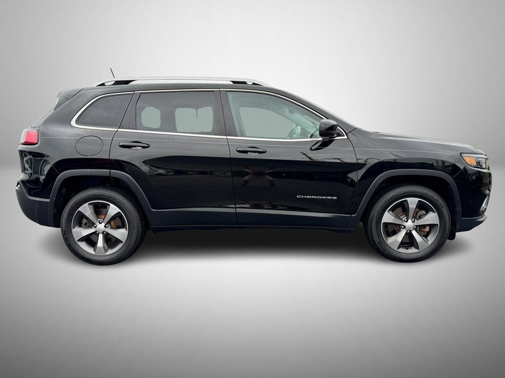 Used 2019 Jeep Cherokee Limited w/ Technology Group AWD/4WD image 5